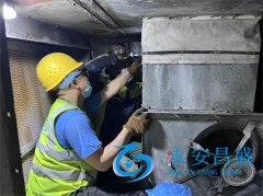 廠區(qū)水冷中央空調(diào)維修步驟 上海專(zhuān)業(yè)團(tuán)隊(duì)解決難題 恢復(fù)機(jī)組高效制冷